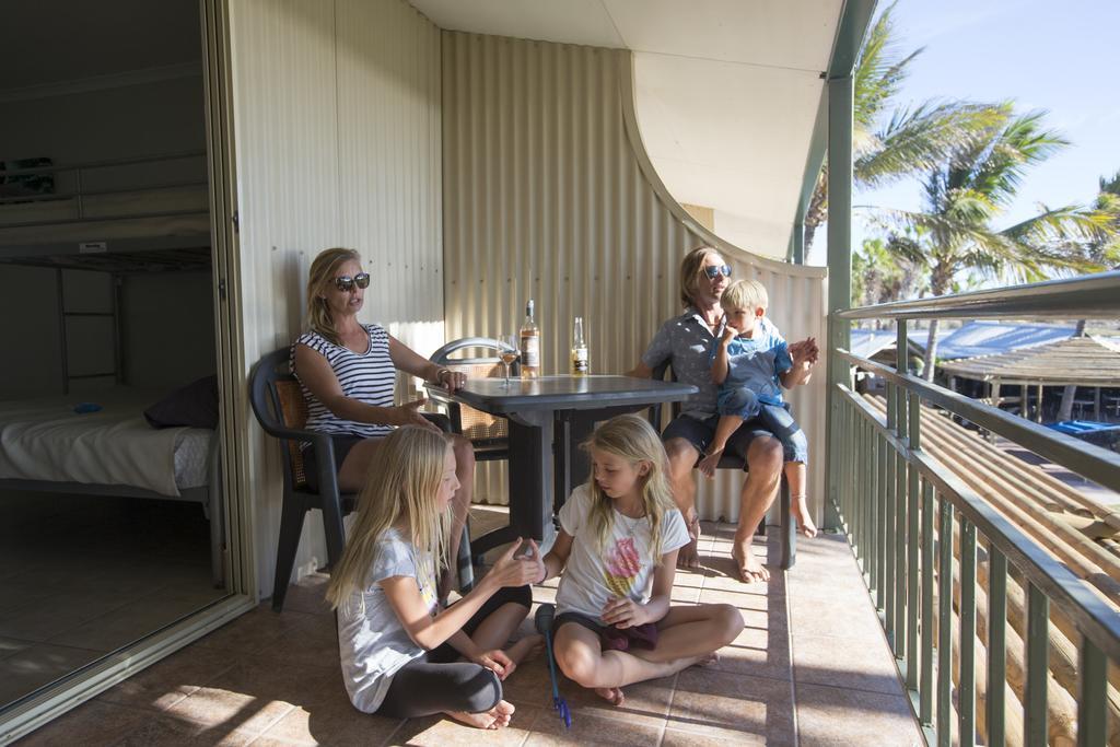 Ningaloo Reef Resort Coral Bay Exterior photo